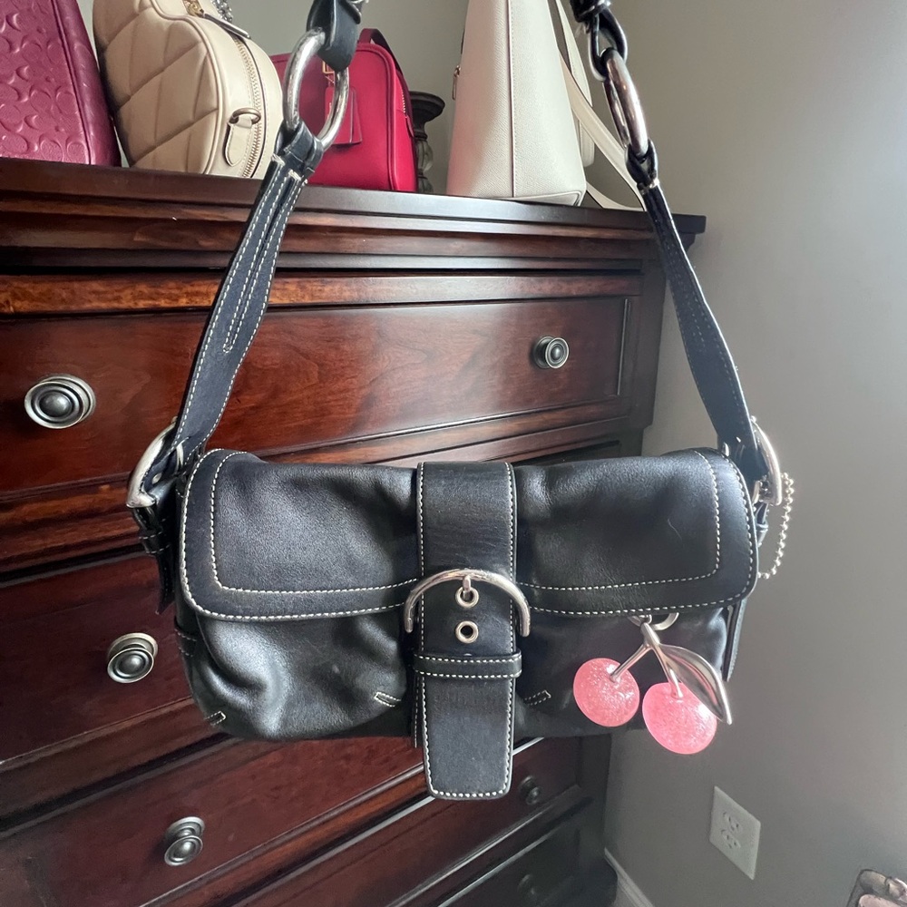 Coach Vintage Black Leather Hampton Soho Shoulder Bag with Silver Hardware